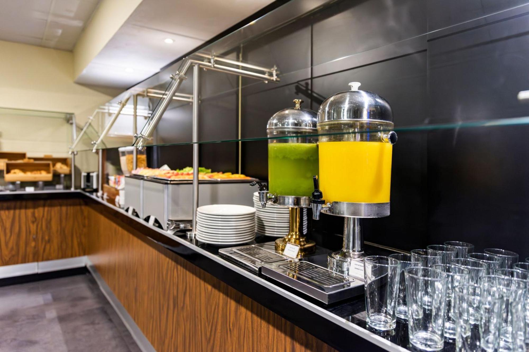 City Express Plus By Marriott Cali Colombia Exterior photo