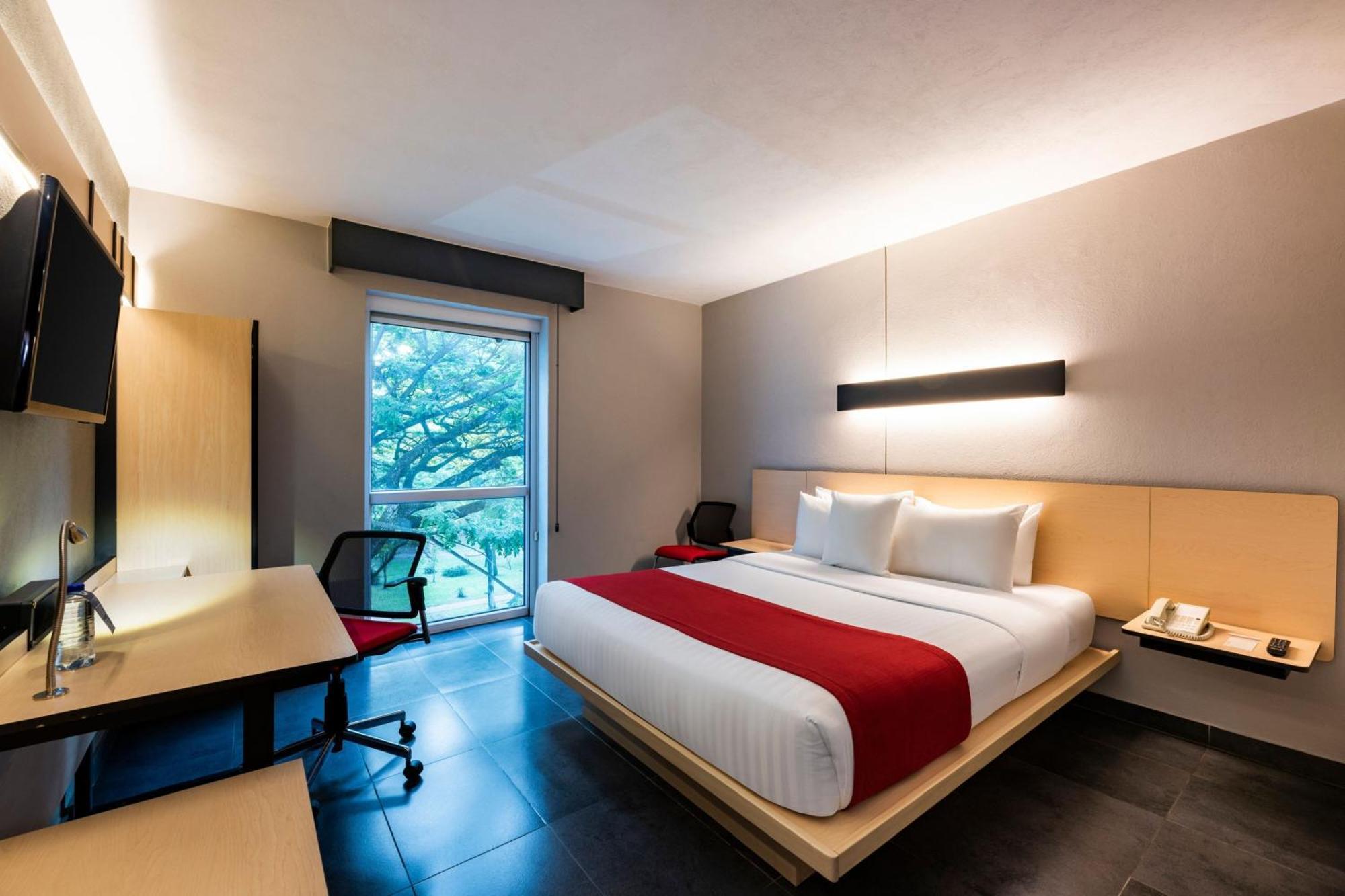 City Express Plus By Marriott Cali Colombia Exterior photo