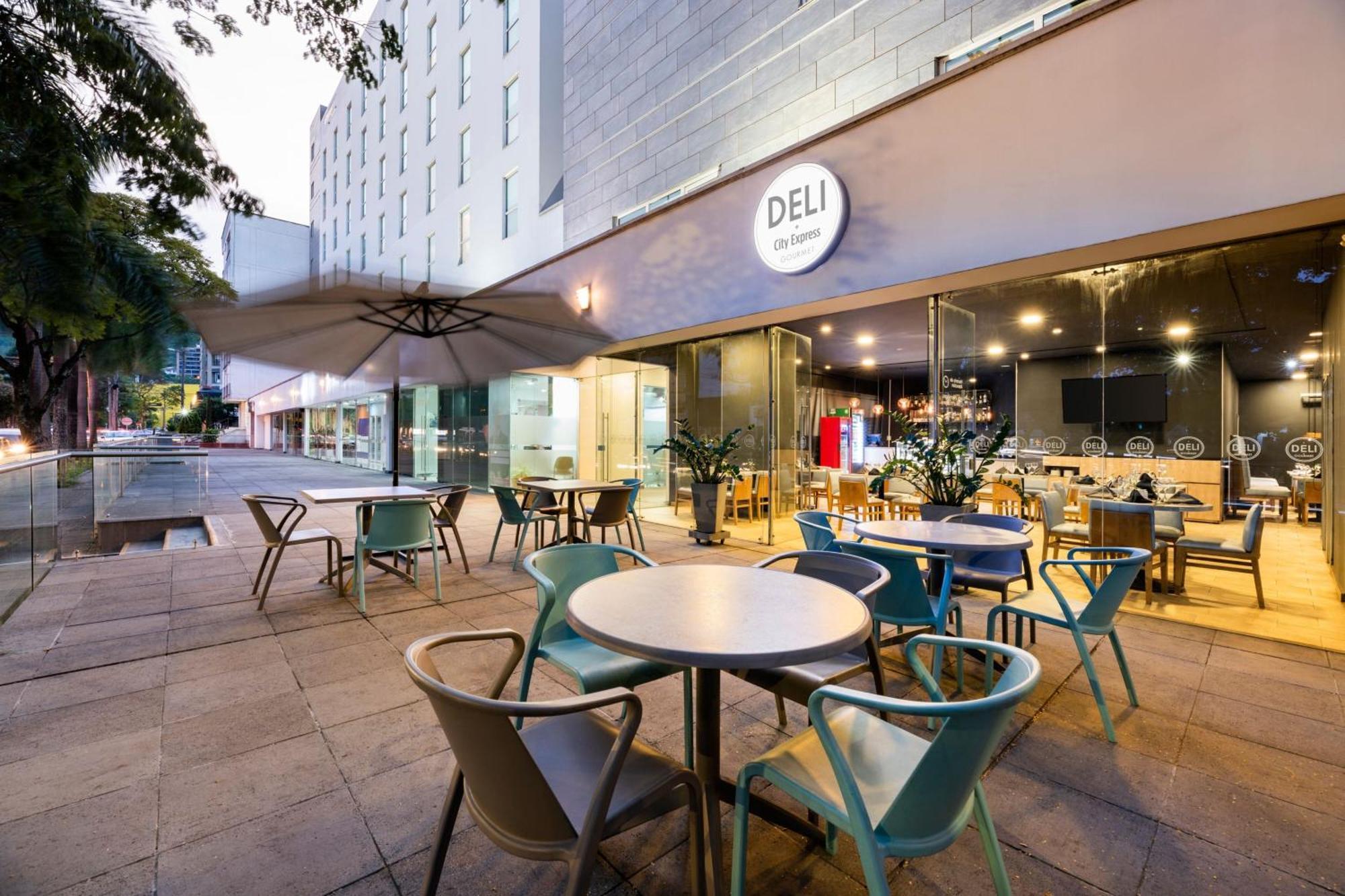 City Express Plus By Marriott Cali Colombia Exterior photo