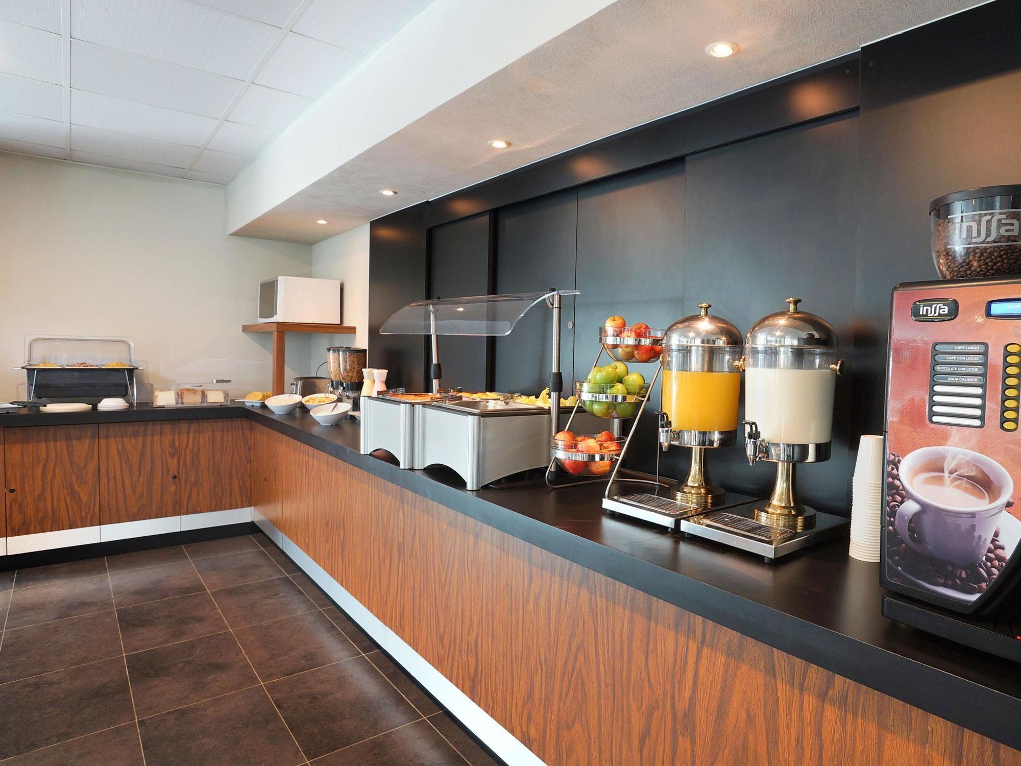 City Express Plus By Marriott Cali Colombia Exterior photo